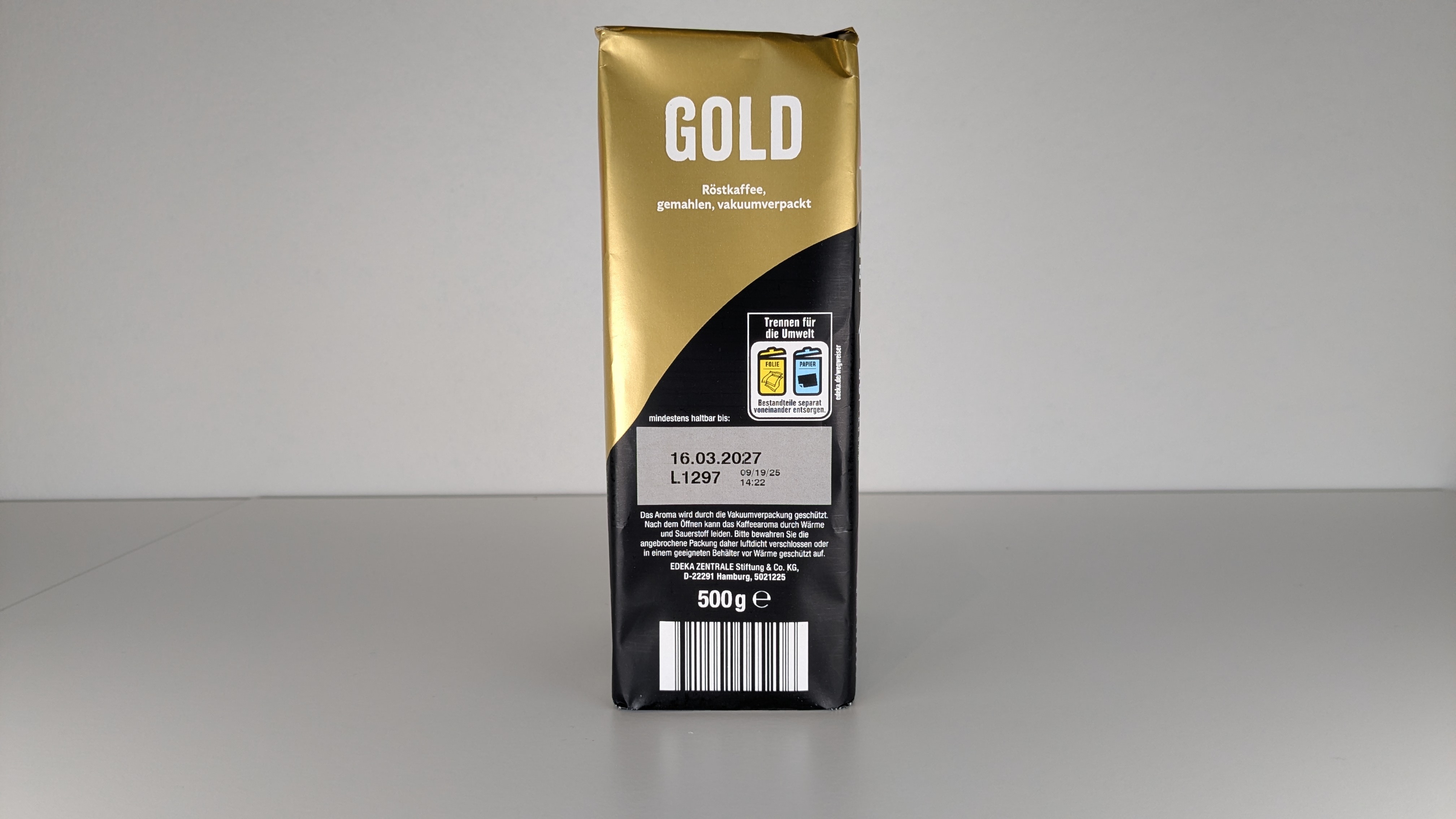 Gut & Günstig Gold (Edeka) 500 Gramm von der Seite.