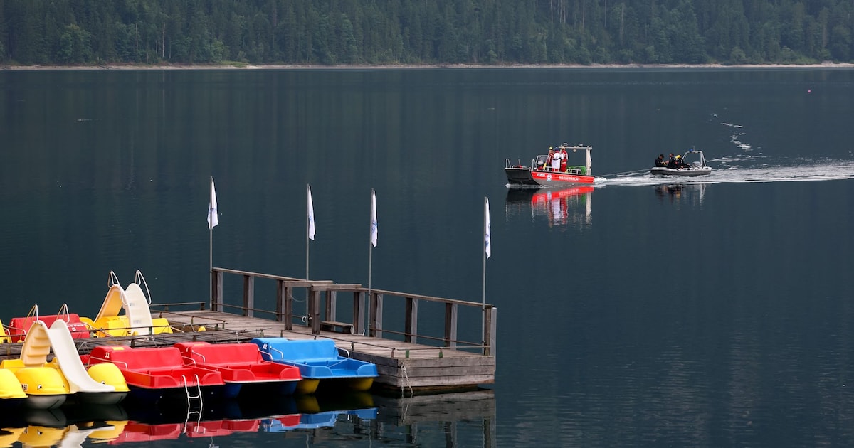 Eibsee in Bayern: Vater und Sohn nach Tretboot-Unglück weiter vermisst