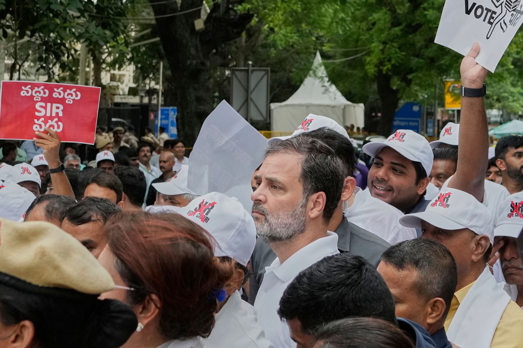 Muhalefet lideri Rahul Gandhi