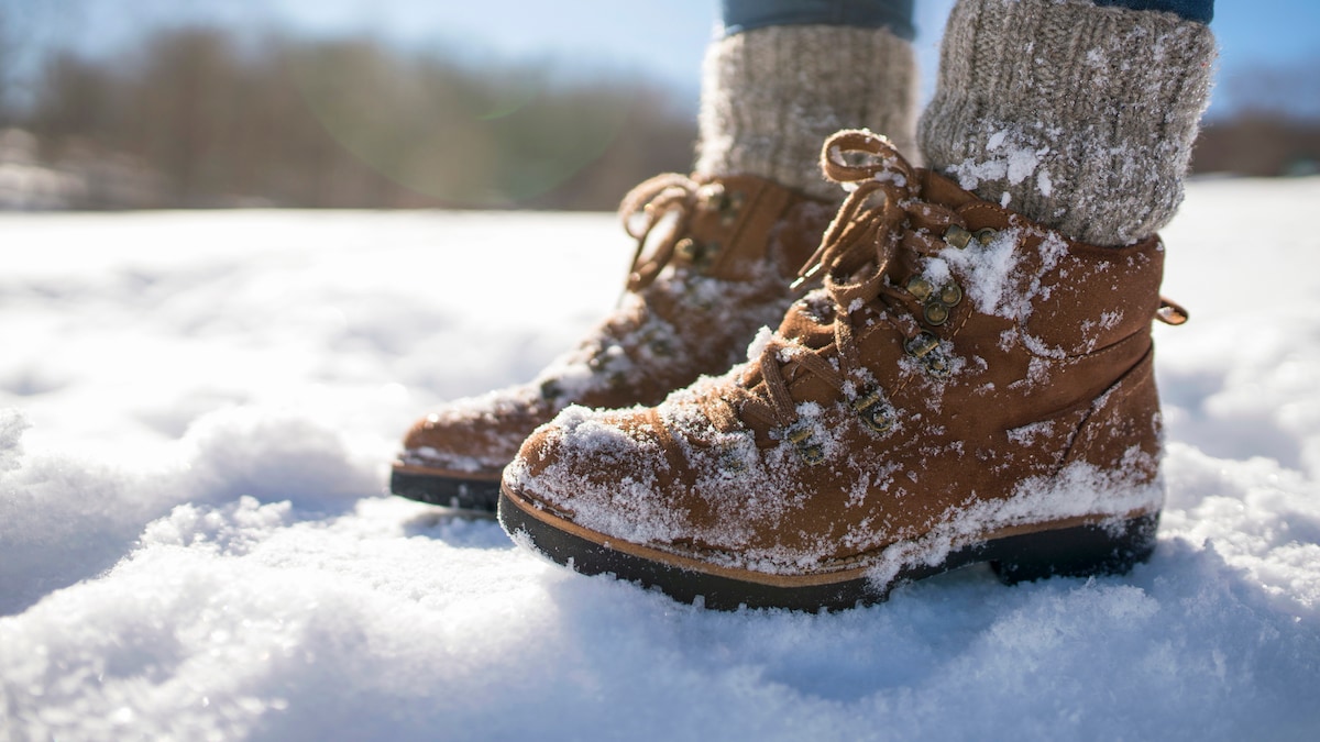Winter und Frost trotzen: So bleiben Ihre Füße auch an kalten Tagen angenehm warm