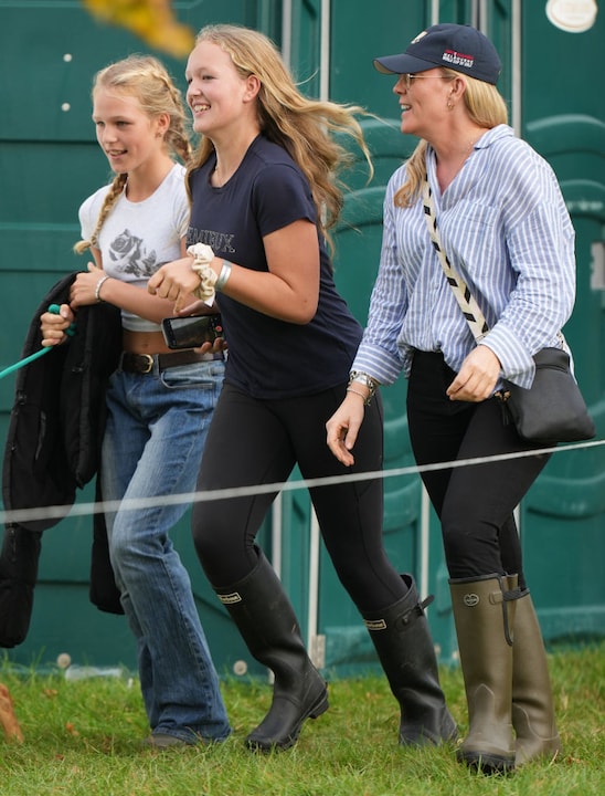 Isla und Savannah Phillips mit ihrer Mutter Autumn Phillips