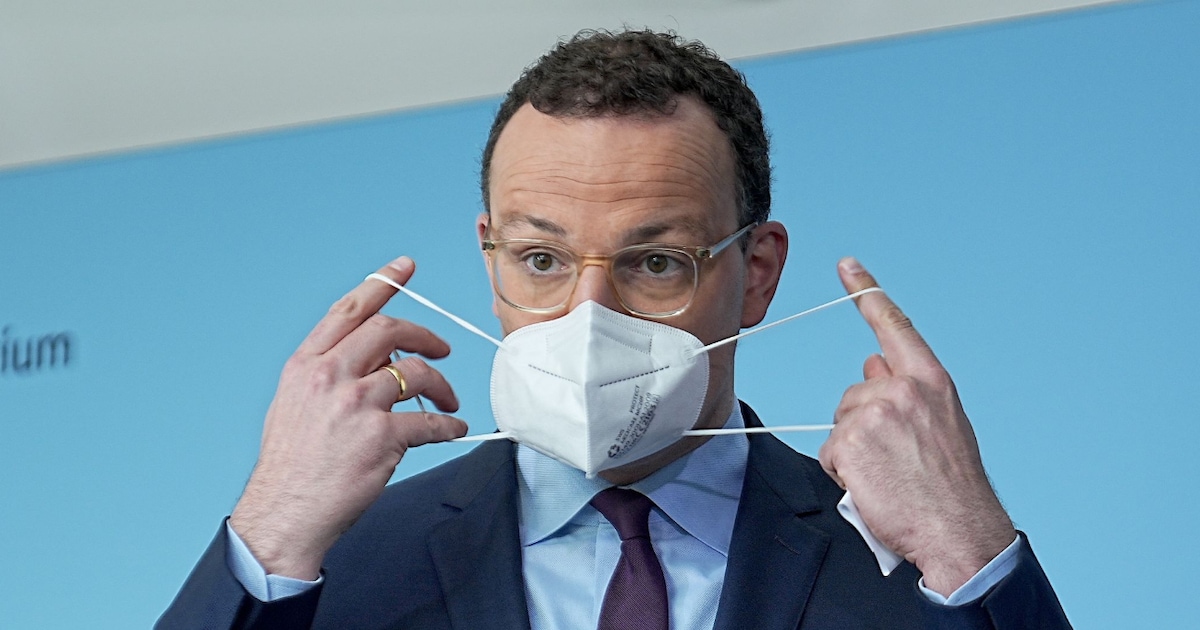 Masken-Affäre: Ungeschwärzter Bericht belastet Spahn und zeigt ...