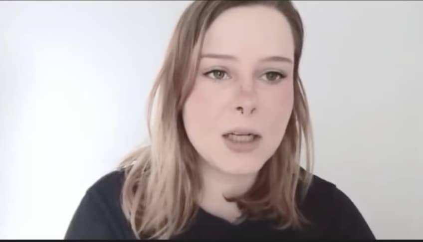 Calantha Wollny ist sein Jahren mit ihrer berühmten Familie zerstritten. Jetzt wirbt sie für eine Petition gegen die Sendung "Die Wollnys"