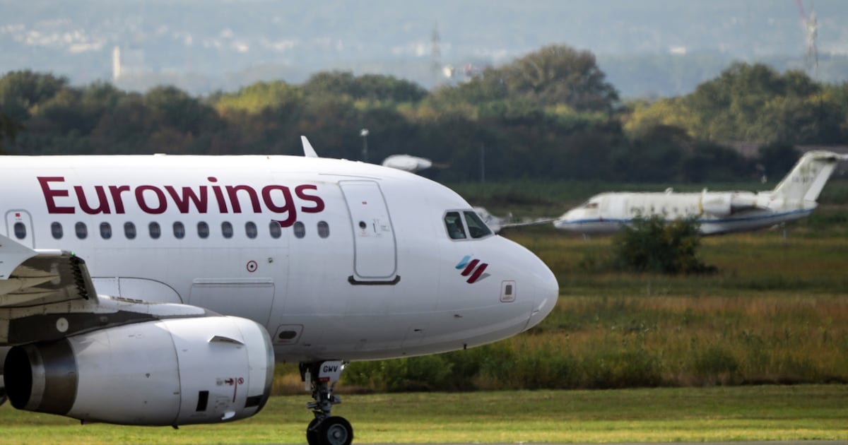 German passenger dies on Eurowings flight - | Plane makes emergency ...