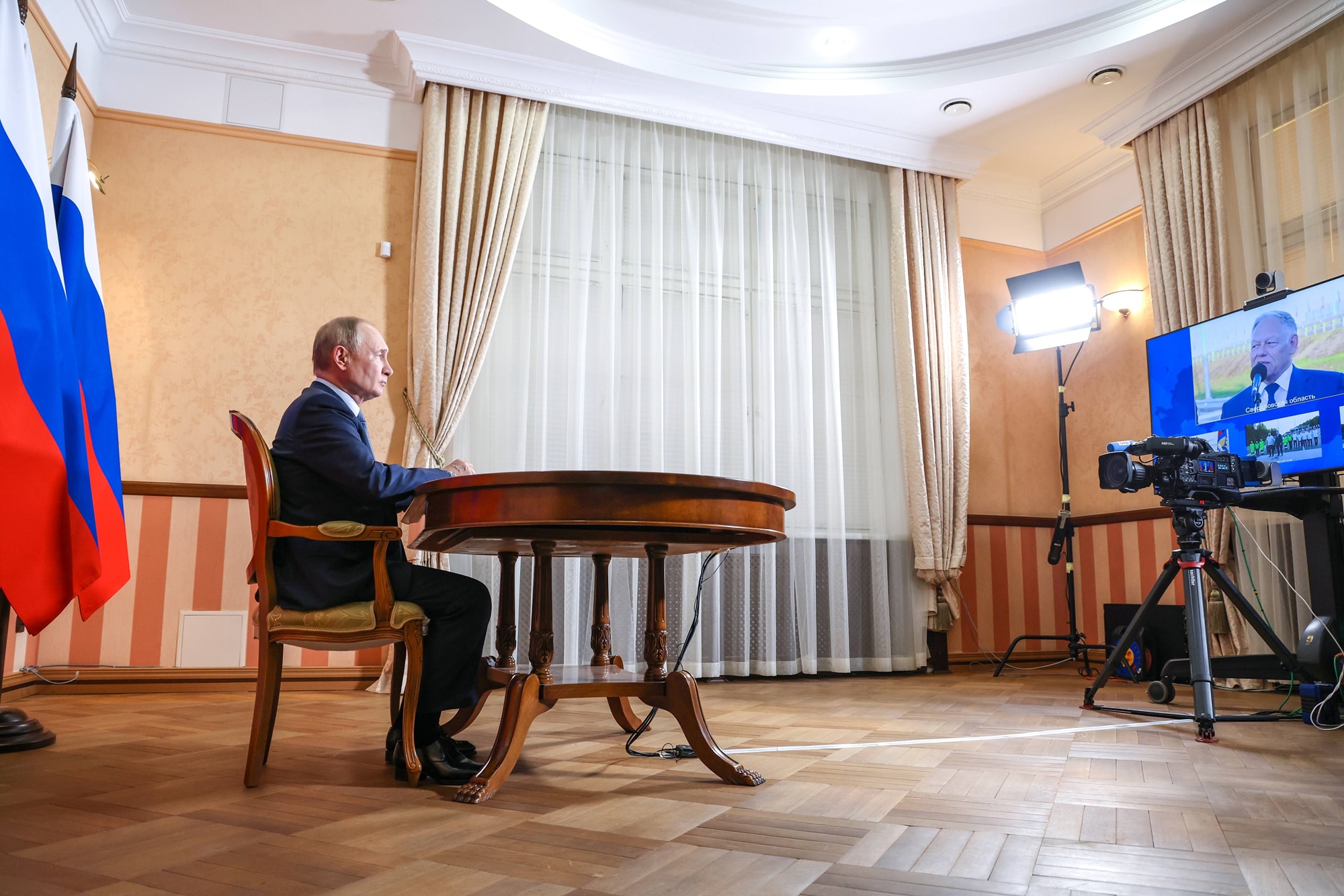 Елена Ямпольская раскрыла смысл приветствий Владимира Путина на языках народов РФ