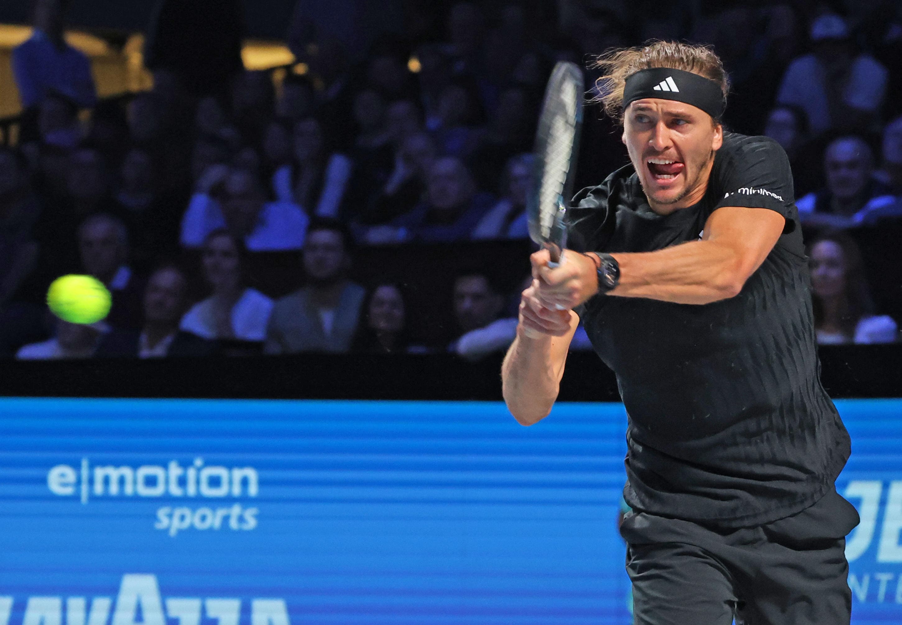 Zverev verliert Drei-Satz-Krimi gegen Sinner und verpasst Titel in Wien - FOCUS online