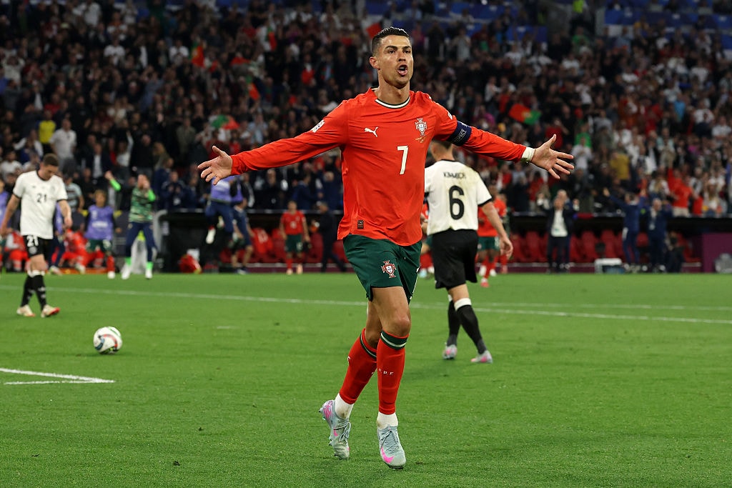 Cristiano Ronaldo decides the Nations League semi-final