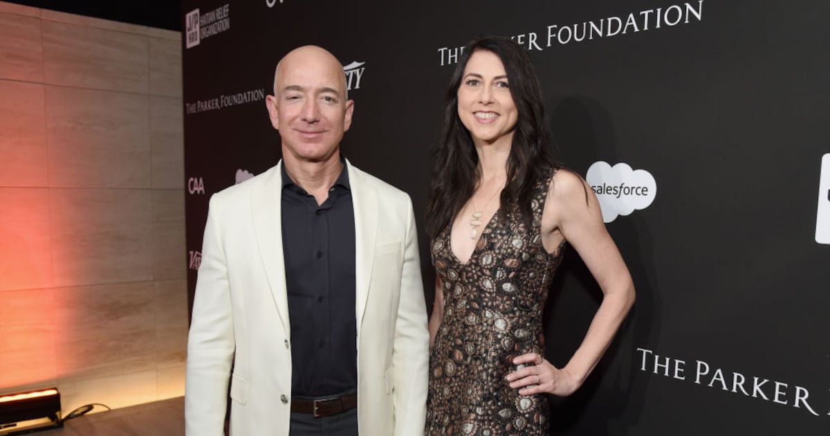Jeff Bezos' ex-wife MacKenzie Scott donated more than $7 billion in ...
