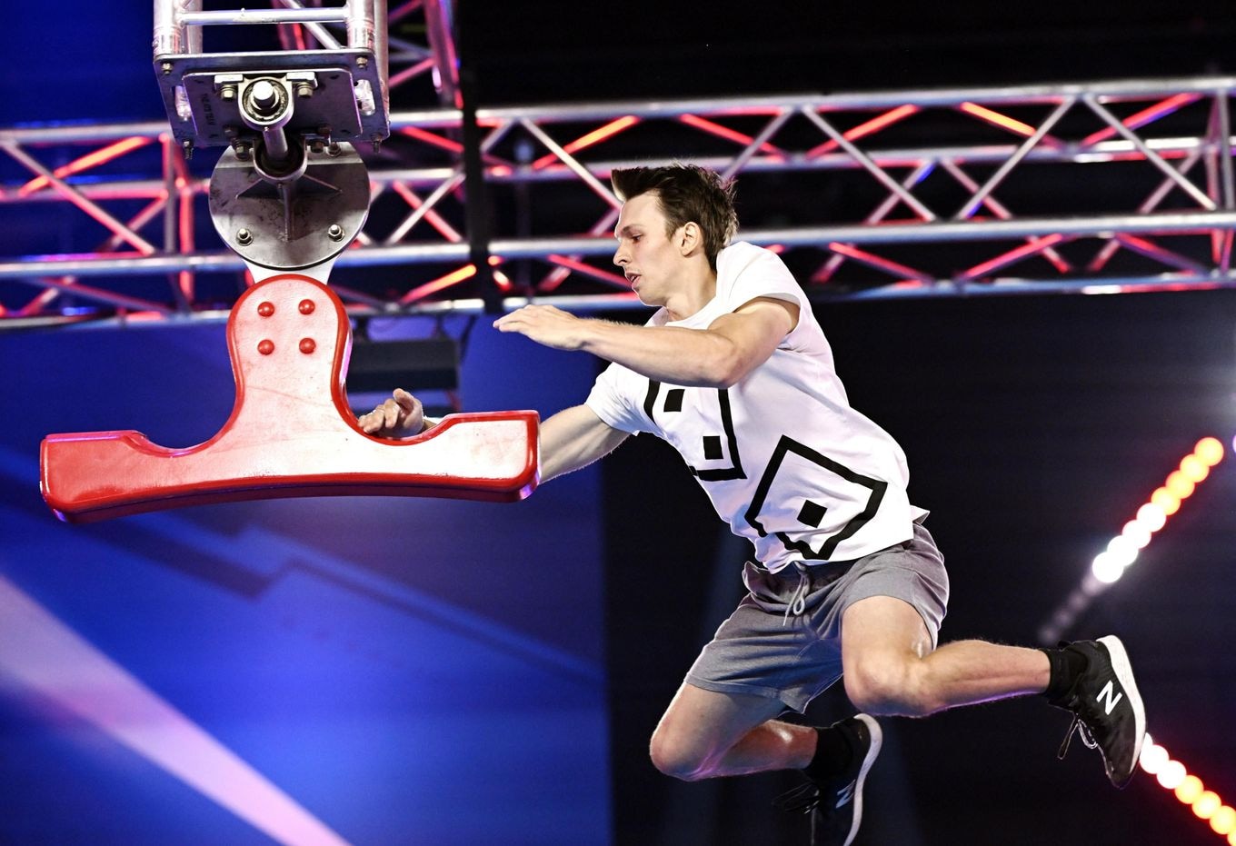 Quaddrobist „Bist du bekloppt?“: „Ninja Warrior“-Star bringt Frank Buschmann zum ...