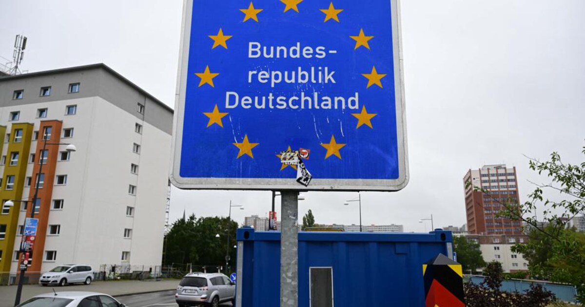 Suddenly ten times more Ukrainian men are coming to Germany: