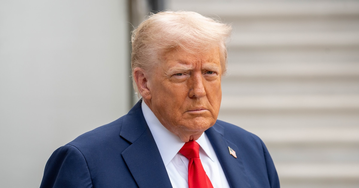 “Do you really want Tomahawks flying your way?” Trump makes Putin one last ...