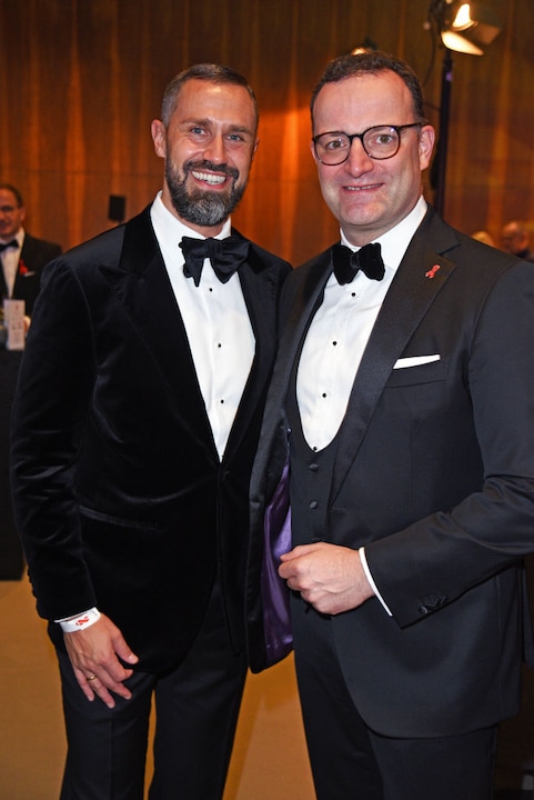 Jens Spahn mit Ehemann Daniel Funke im Jahr 2024 in Berlin.