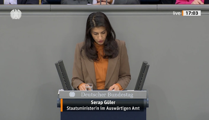 Serap Güler speaks in the Bundestag