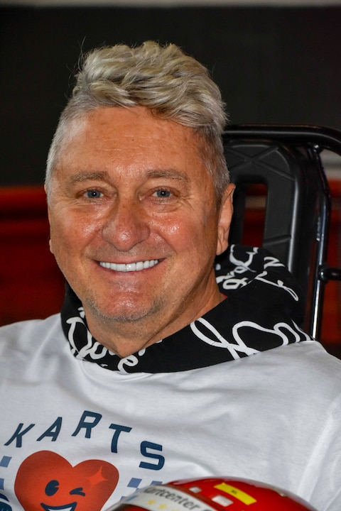 Ob Hubert Fella es seinem Mann gleichtut und beim Dschungelcamp mitmacht?