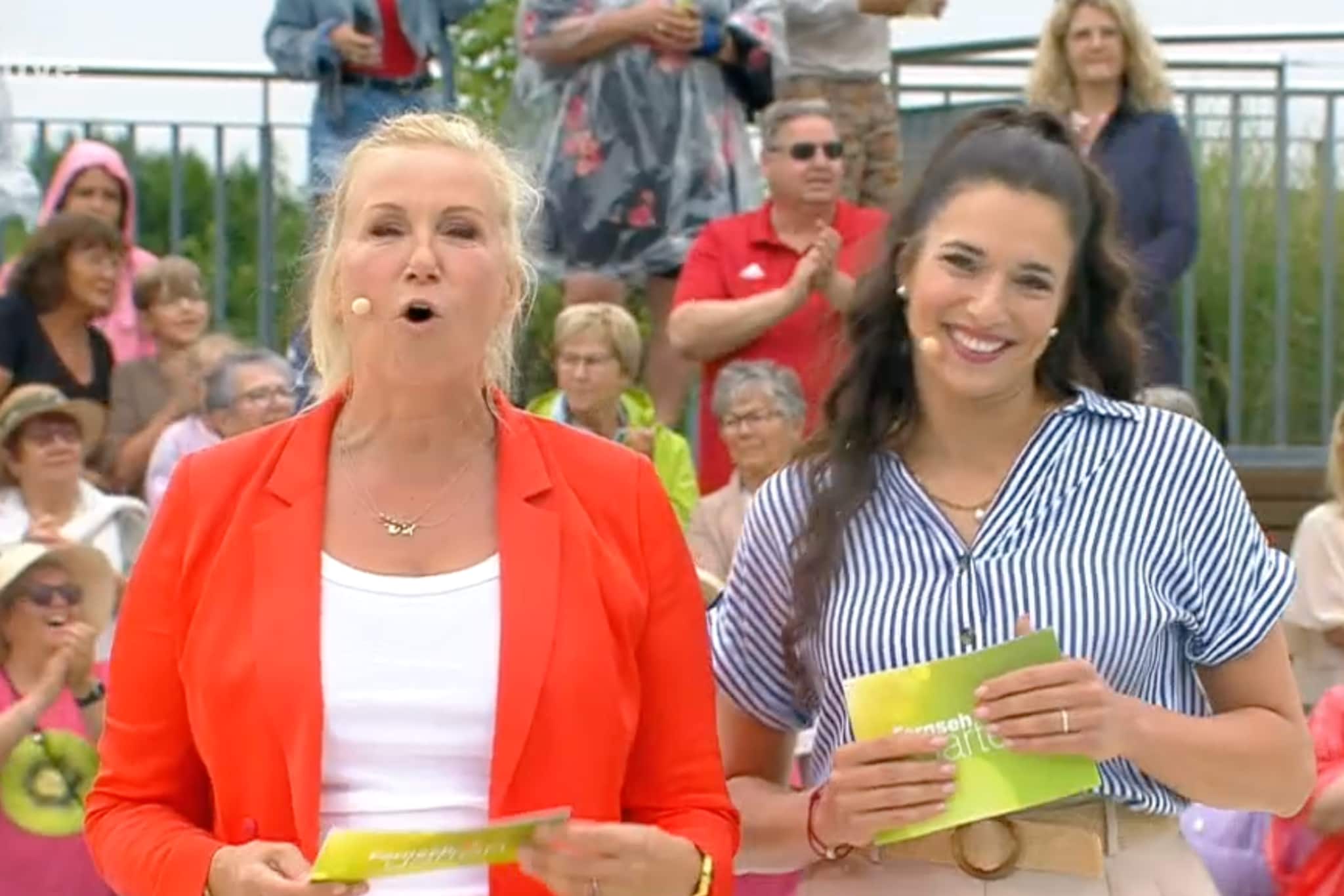 Andrea Kiewel moderiert den Frauen-"Fernsehgarten" und Zuschauer kritisieren alles.