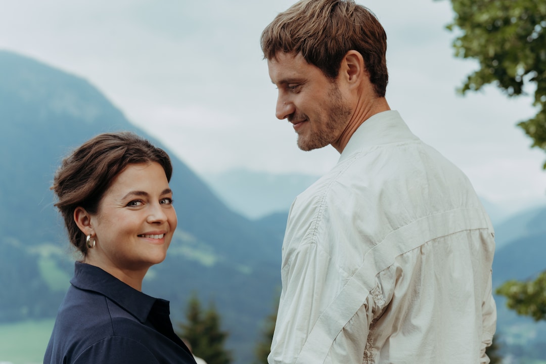 "Der Bergdoktor": Lilli (Ronja Forcher) und David (Frédéric Brossier)