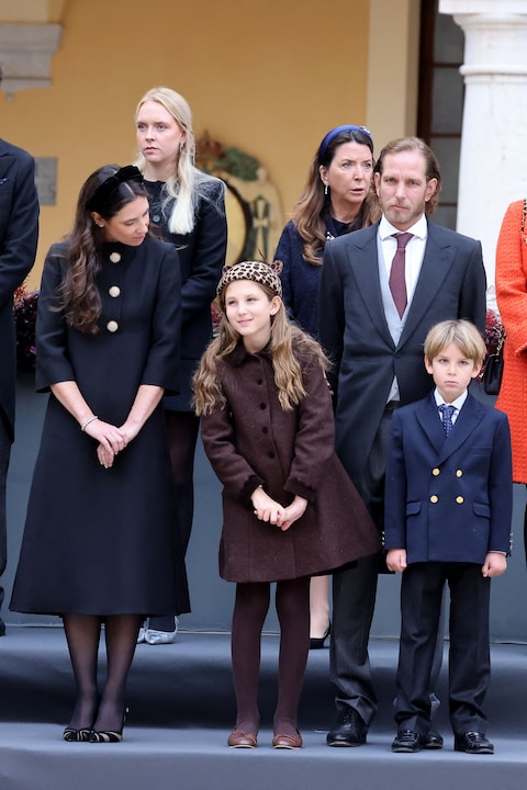 India Casiraghi bezaubert mit einem süßen Hut mit Katzenohren.
