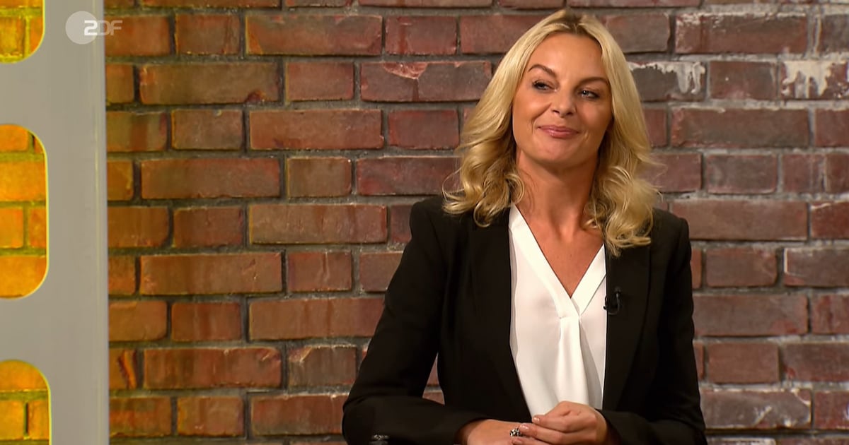 Jede Nacht gearbeitet“: So finanzierte „Bares für Rares“-Star ersten Laden - FOCUS online