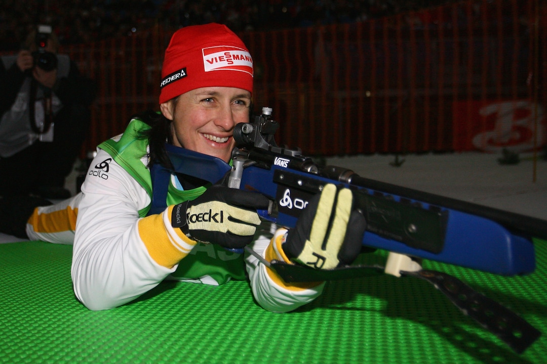 Uschi Disl ist eine ehemalige deutsche Biathletin, mehrfach olympische Medaillengewinnerin