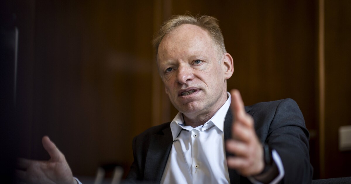 Ifo head Fuest criticizes the government: |