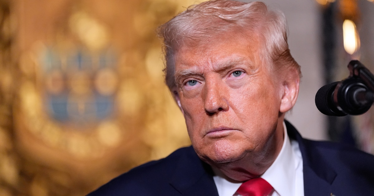 Trump: Satirist Stephen Colbert should be