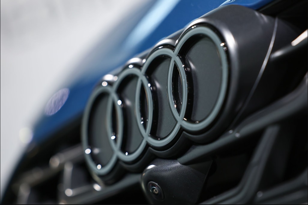 Audi senkt auch seine Prognose für das laufende Jahr.