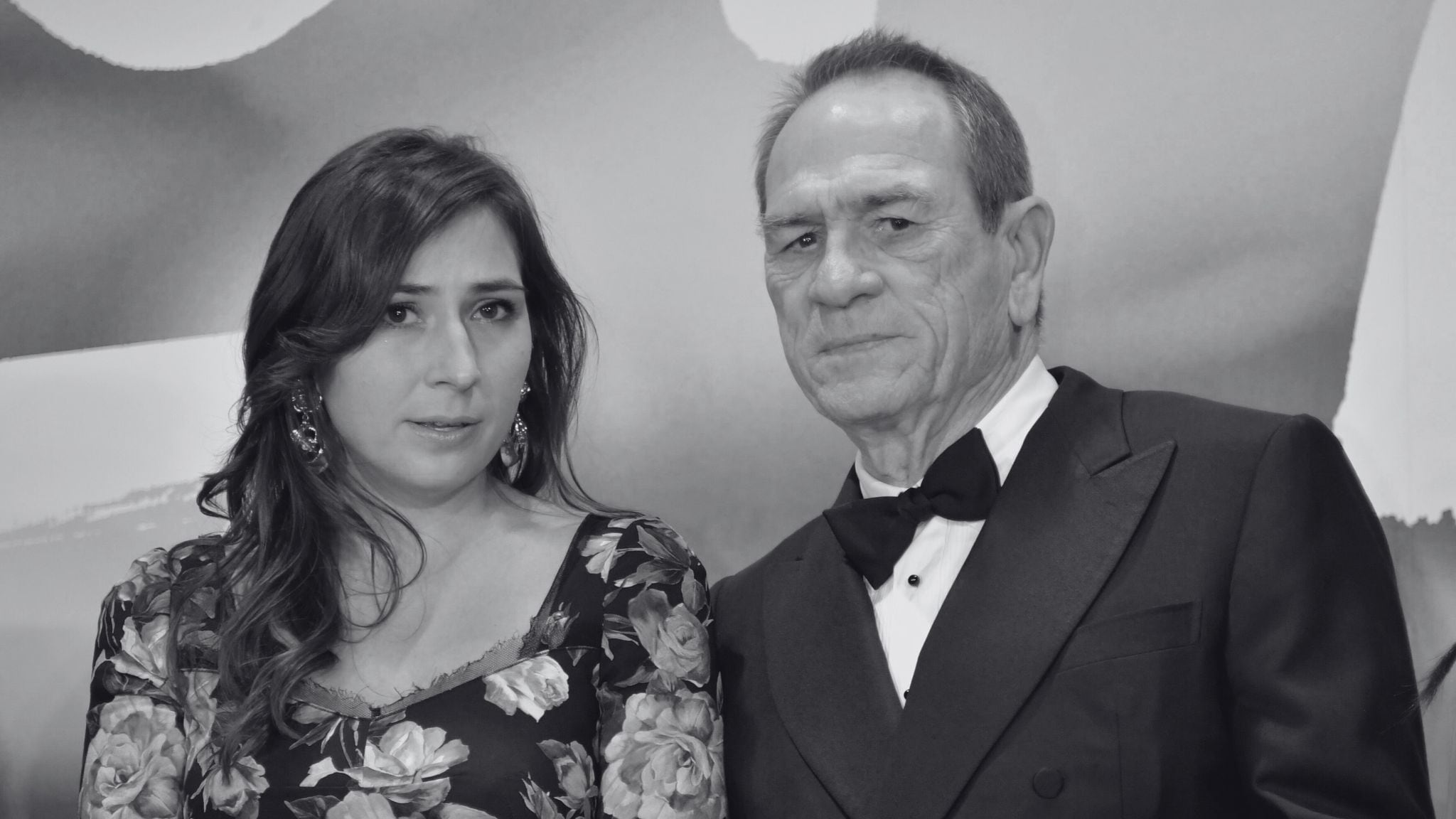 34-Jährige Tochter von Oscarpreisträger Tommy Lee ist tot - BUNTE