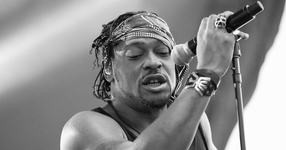 D'Angelo (†51) dies after “courageous battle with cancer”