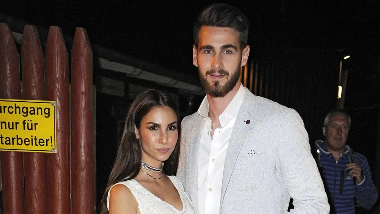 Seit 2016 ist Sila Sahin mit dem Fußball-Torhüter Samuel Sahin-Radlinger verheiratet.
