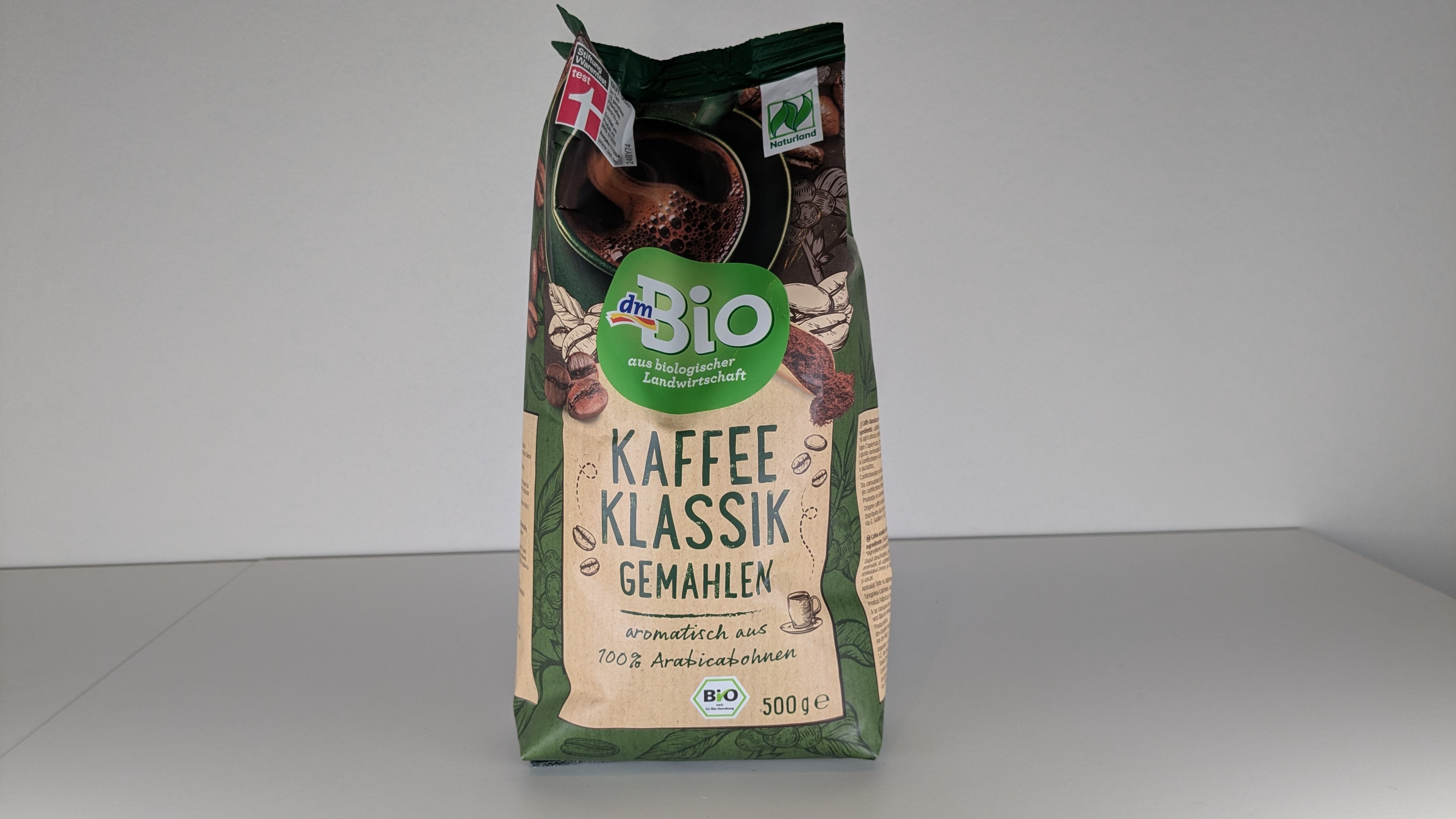 DM Bio Kaffee Klassik Kaffeepackung 500 Gramm von vorne.